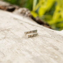 Load image into Gallery viewer, Wrap around ring