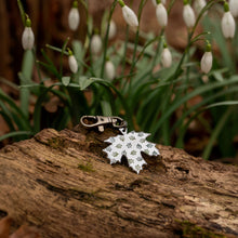 Load image into Gallery viewer, Maple Leaf