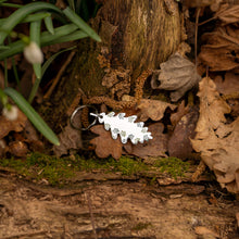 Load image into Gallery viewer, Oak Leaf
