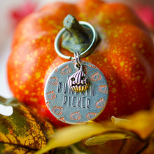 Load image into Gallery viewer, Pumpkin picker