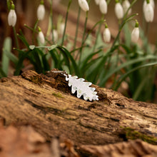 Load image into Gallery viewer, Oak Leaf