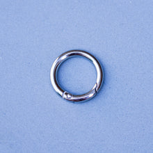 Load image into Gallery viewer, Silver circle carabiner
